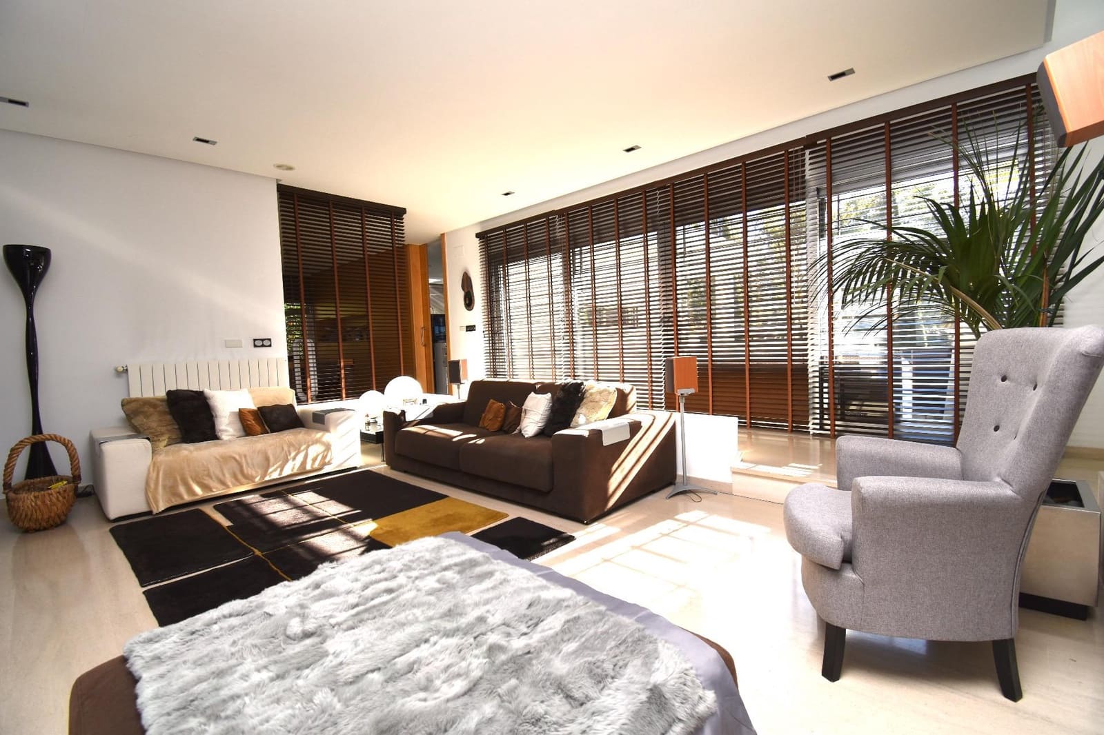 4 quarto Moradia para venda em Valverde com piscina garagem - 998 000 € (Ref: 8624284)