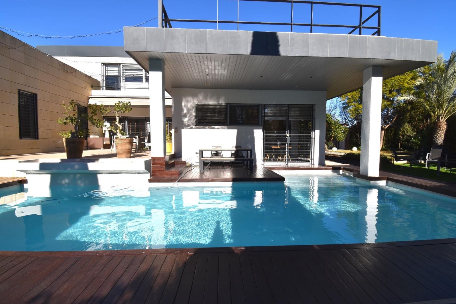 4 quarto Moradia para venda em Valverde com piscina garagem - 998 000 € (Ref: 8624284)