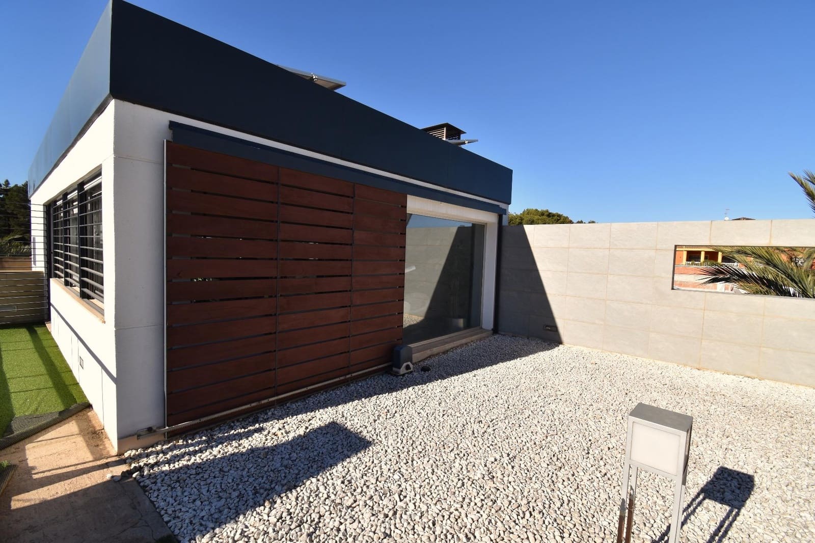 4 quarto Moradia para venda em Valverde com piscina garagem - 998 000 € (Ref: 8624284)