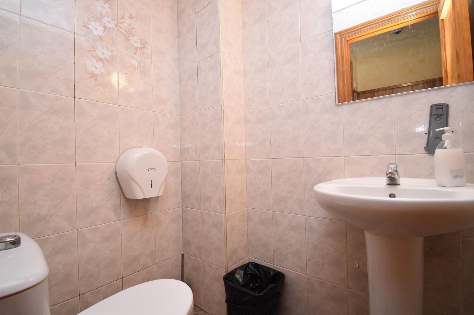 Erhverv til salg i Santa Pola - € 180.000 (Ref: 8626953)