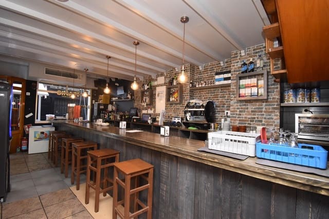 Kommersiell til salgs i Playa Levante, Santa Pola - € 180 000 (Ref: 8626953)