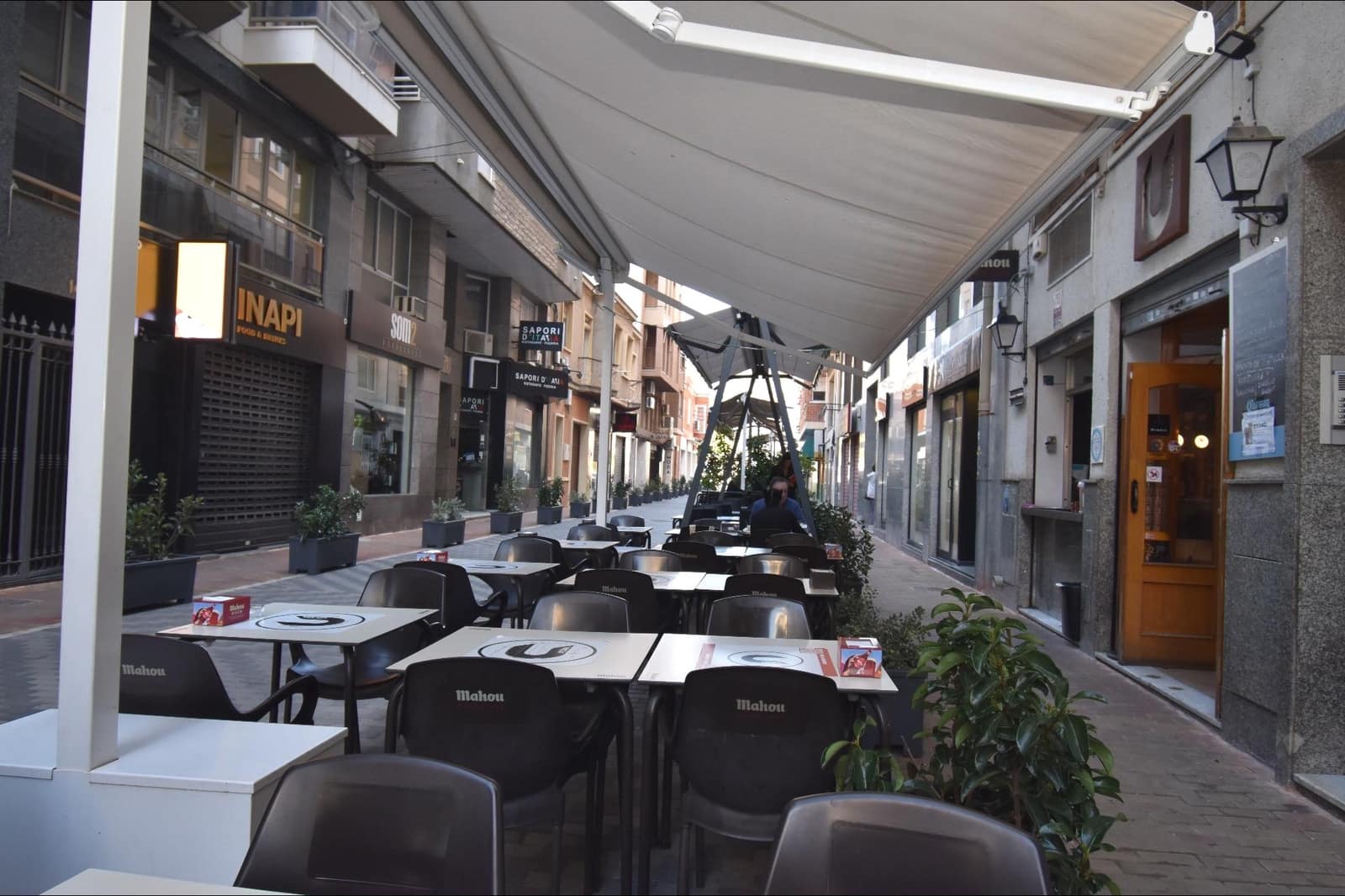 Erhverv til salg i Santa Pola - € 180.000 (Ref: 8626953)