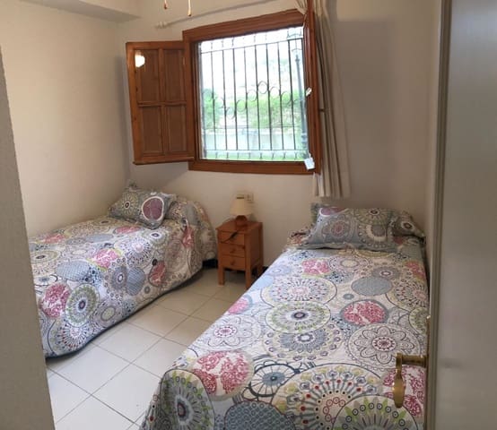 2 bedroom Apartment for sale in Santa Pola with pool - € 252,000 (Ref: 8662977)