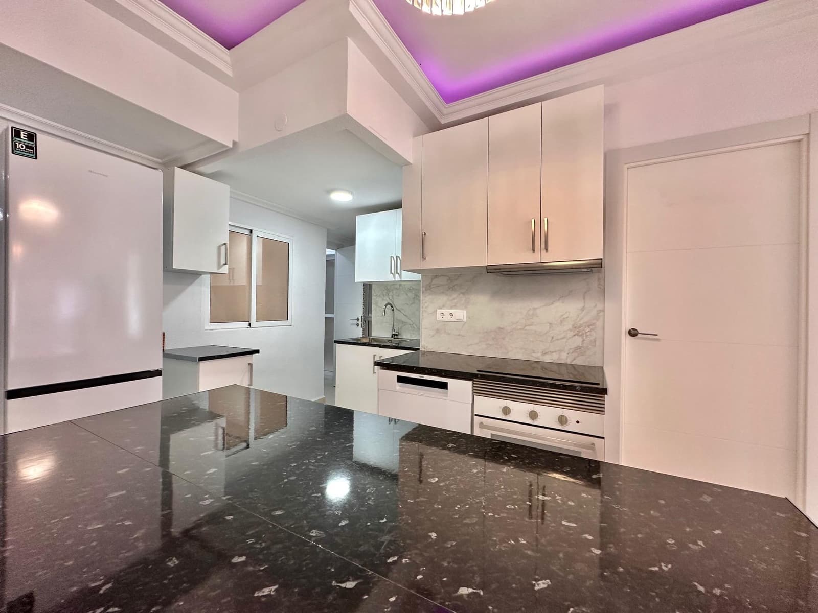 4 soverom Leilighet til salgs i Alicante by - € 349 000 (Ref: 8682492)