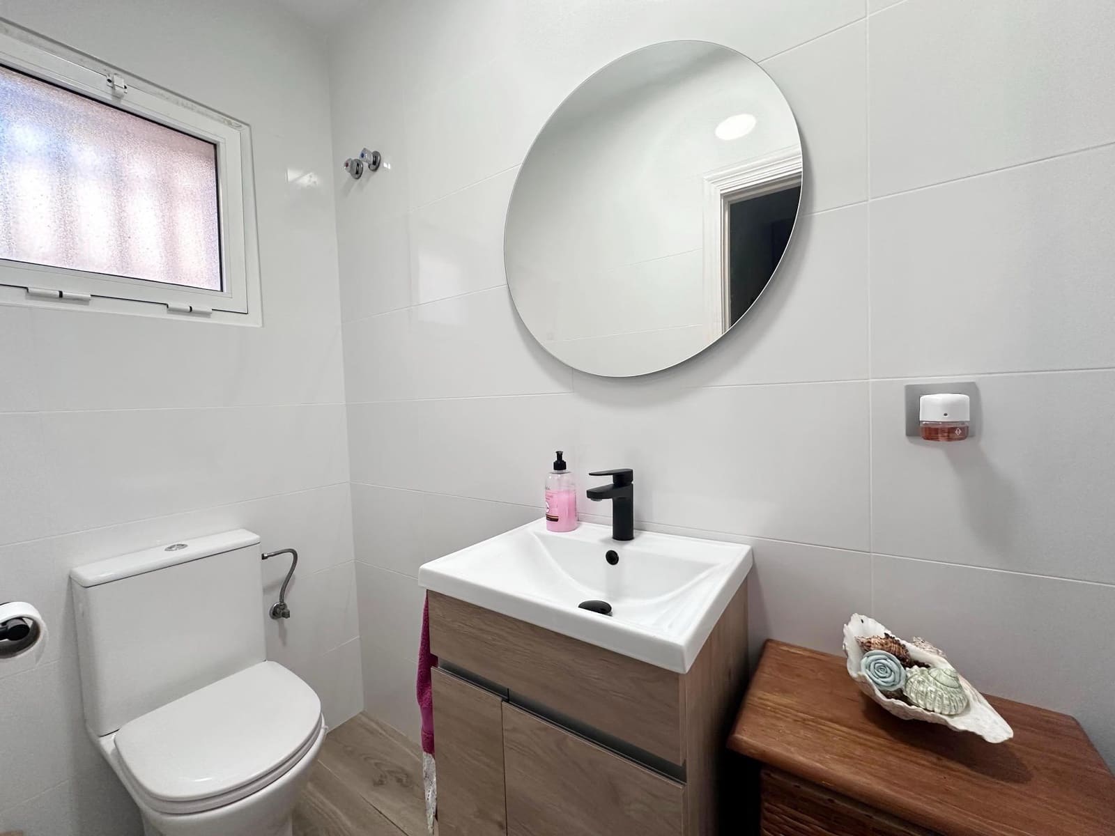 3 sypialnia Bungalow na sprzedaż w Santa Pola z basenem garażem - 254 000 € (Ref: 8756120)