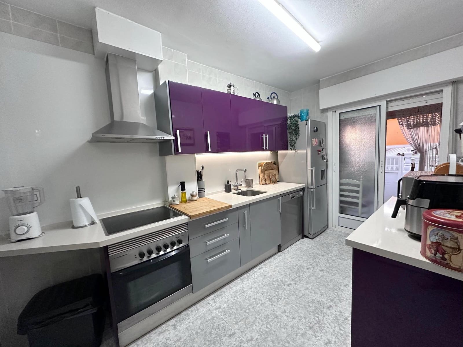 3 sypialnia Bungalow na sprzedaż w Santa Pola z basenem garażem - 254 000 € (Ref: 8756120)