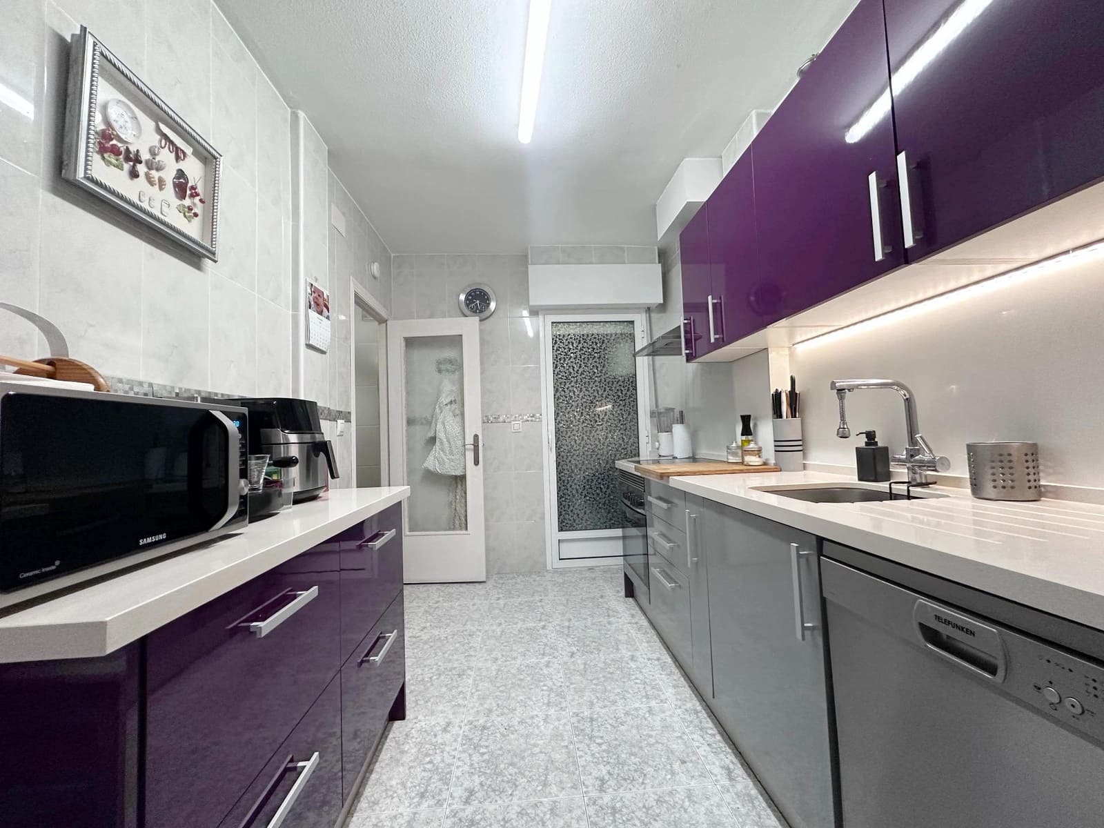 3 sypialnia Bungalow na sprzedaż w Santa Pola z basenem garażem - 254 000 € (Ref: 8756120)