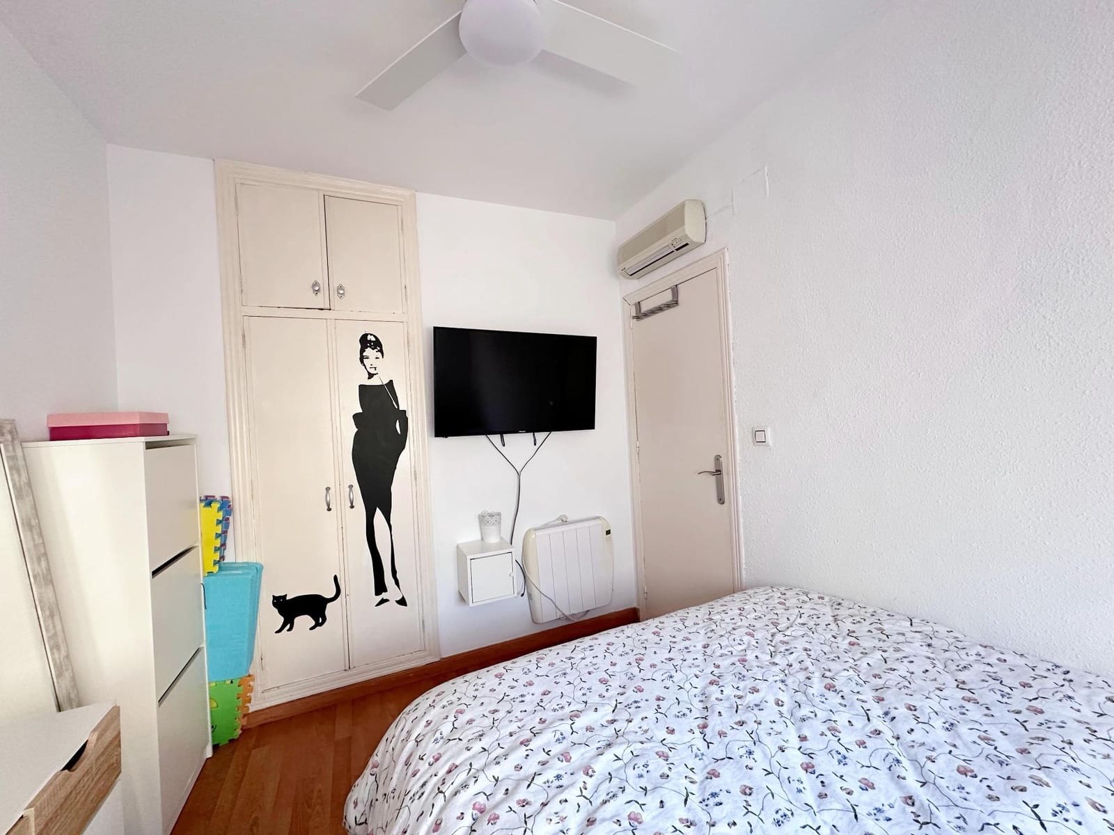 3 sypialnia Bungalow na sprzedaż w Santa Pola z basenem garażem - 254 000 € (Ref: 8756120)