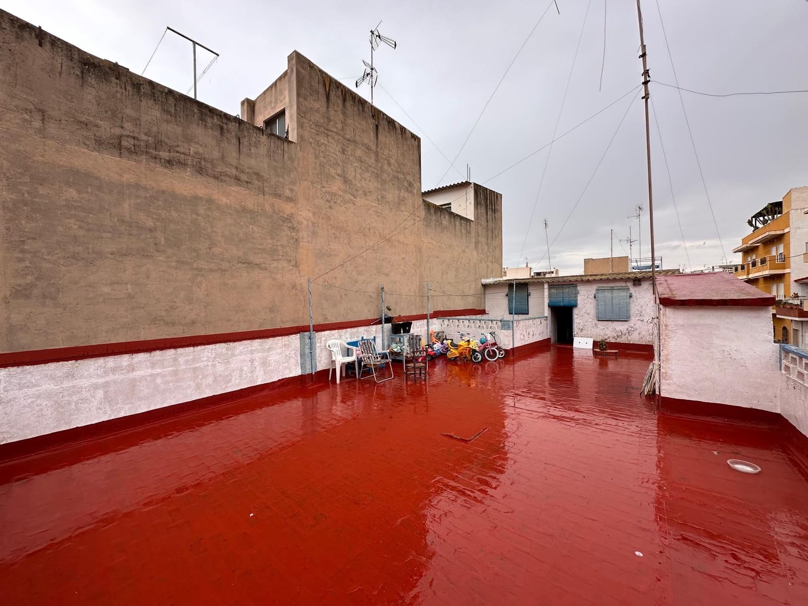 5 soveværelse Lejlighed til salg i Santa Pola - € 159.000 (Ref: 8838672)