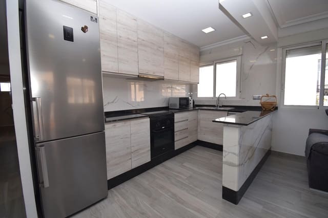 Piso de 3 habitaciones en Santa Pola en venta - 298.000 € (Ref: 8838675)