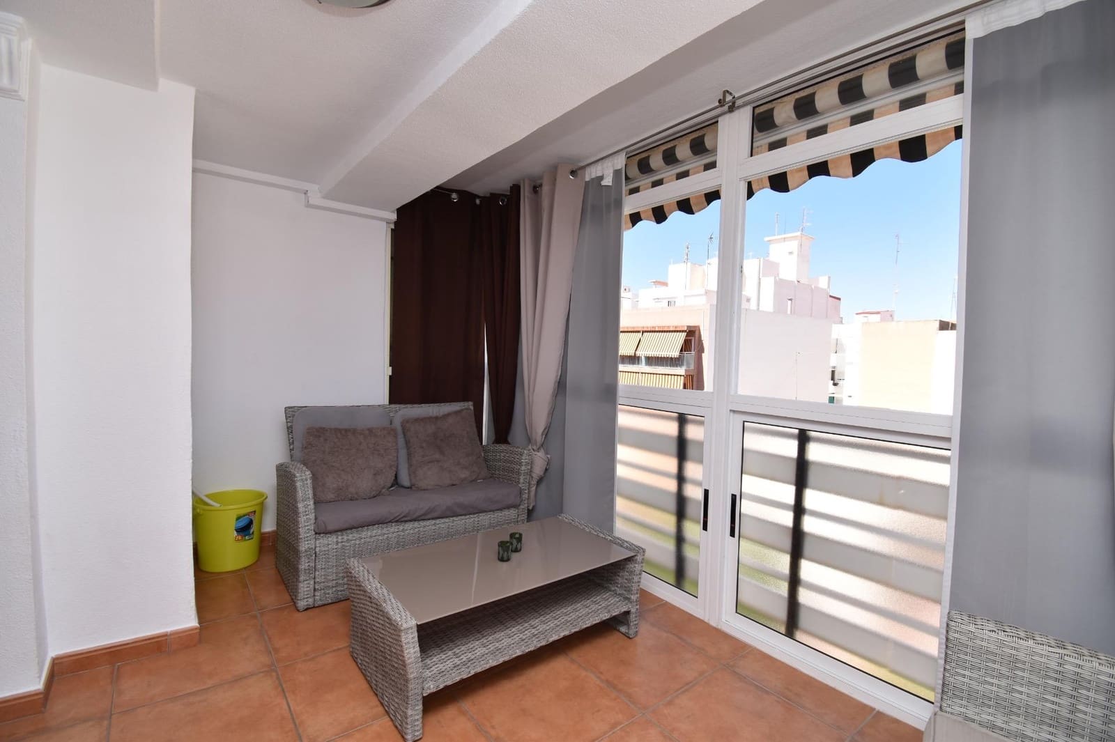 3 sovrum Lägenhet till salu i Santa Pola - 140 000 € (Ref: 9014568)