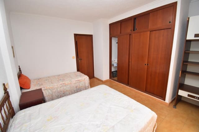 Apartamento de 3 habitaciones en Guardamar del Segura en venta con garaje - 186.000 € (Ref: 9059643)