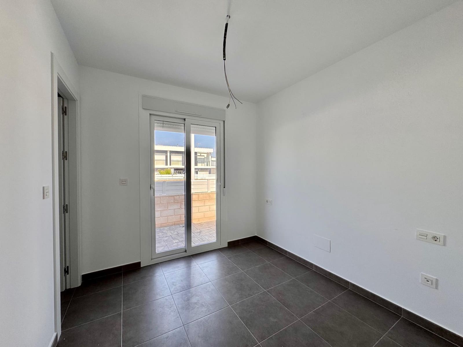 2 soverom Leilighet til salgs i Gran Alacant med svømmebasseng garasje - € 249 000 (Ref: 9073579)