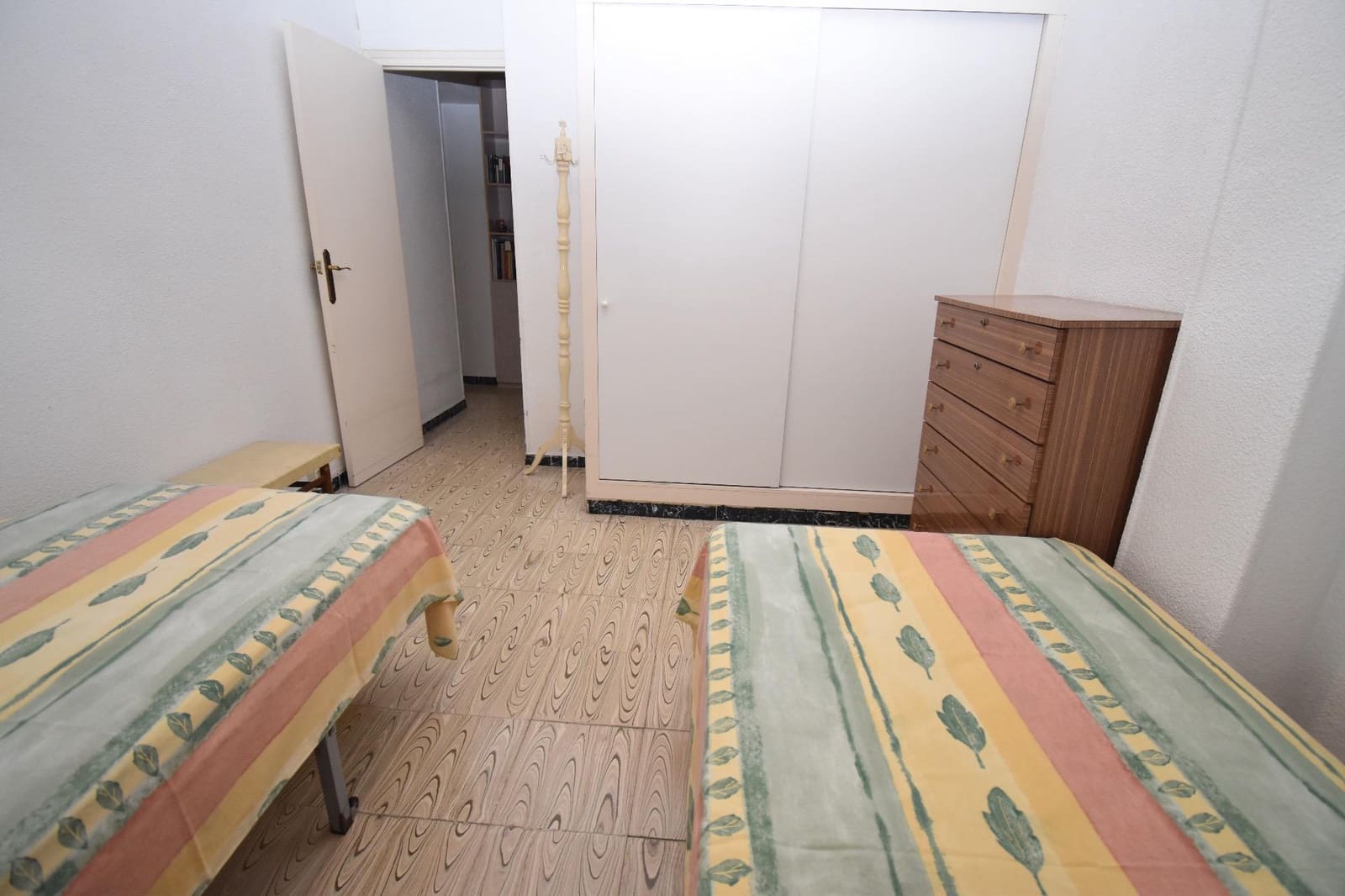 3 bedroom Apartment for sale in Santa Pola - € 215,000 (Ref: 9128550)