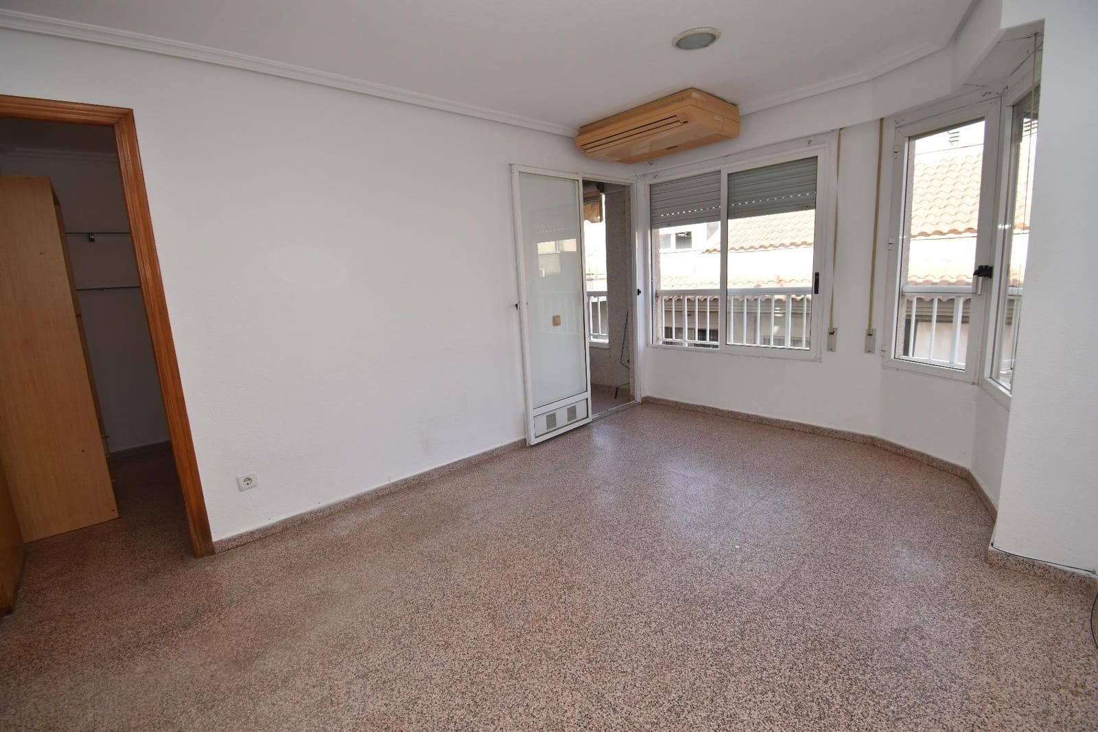 2 bedroom Flat for sale in Santa Pola - € 165,000 (Ref: 9147401)