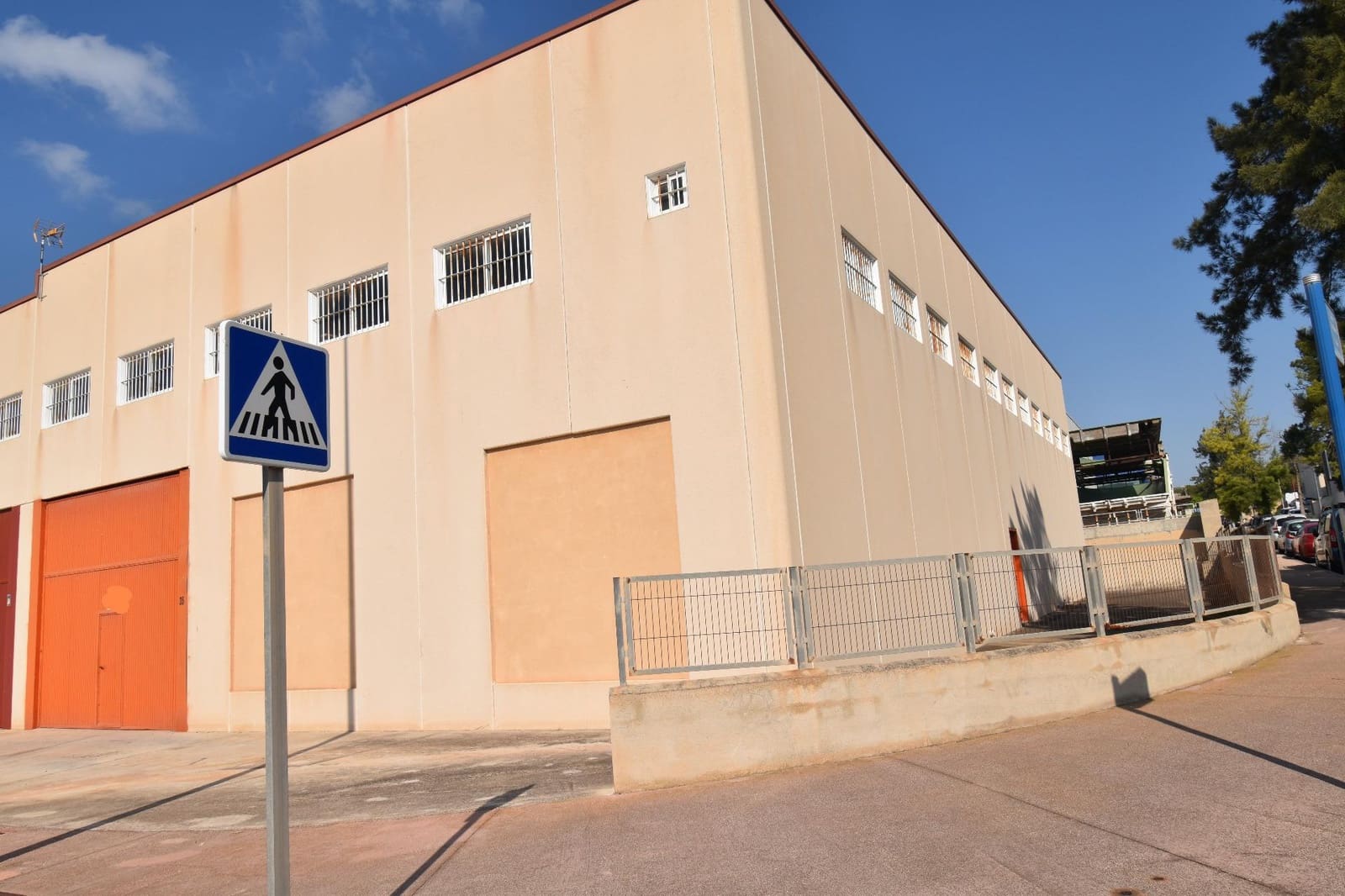 Virksomhed til salg i Santa Pola med garage - € 375.000 (Ref: 9147407)