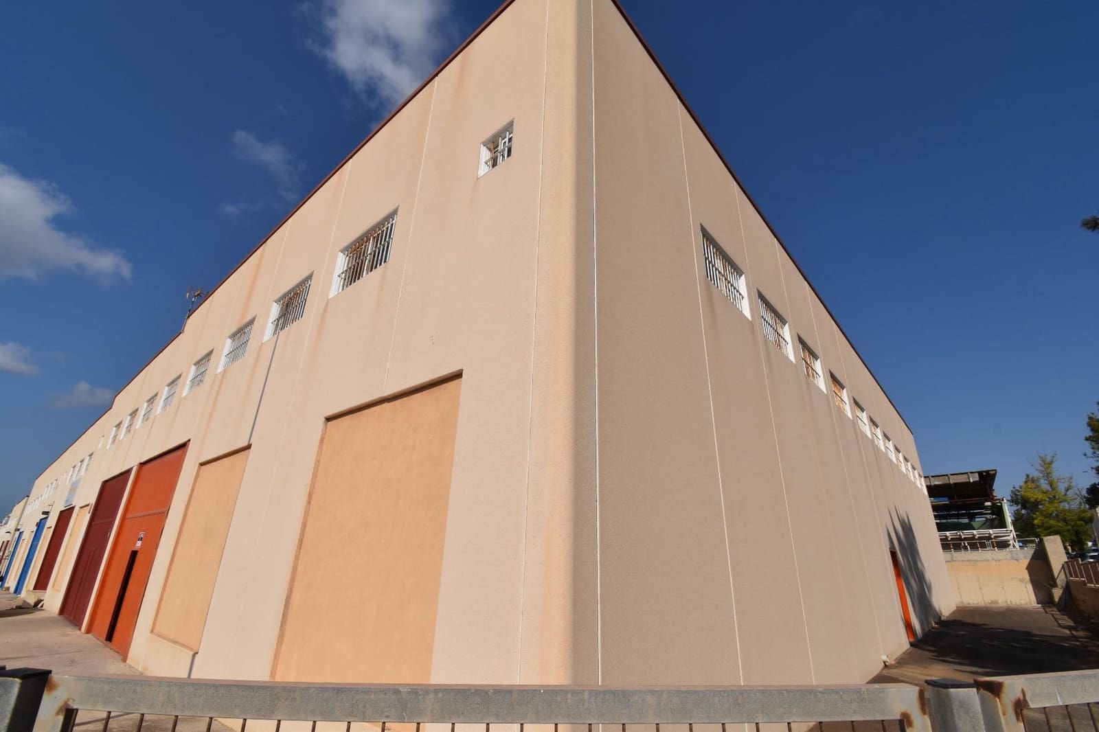 Virksomhed til salg i Santa Pola med garage - € 375.000 (Ref: 9147407)