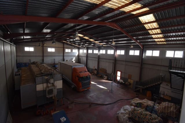 Business for sale in Norte, Santa Pola with garage - € 375,000 (Ref: 9147407)