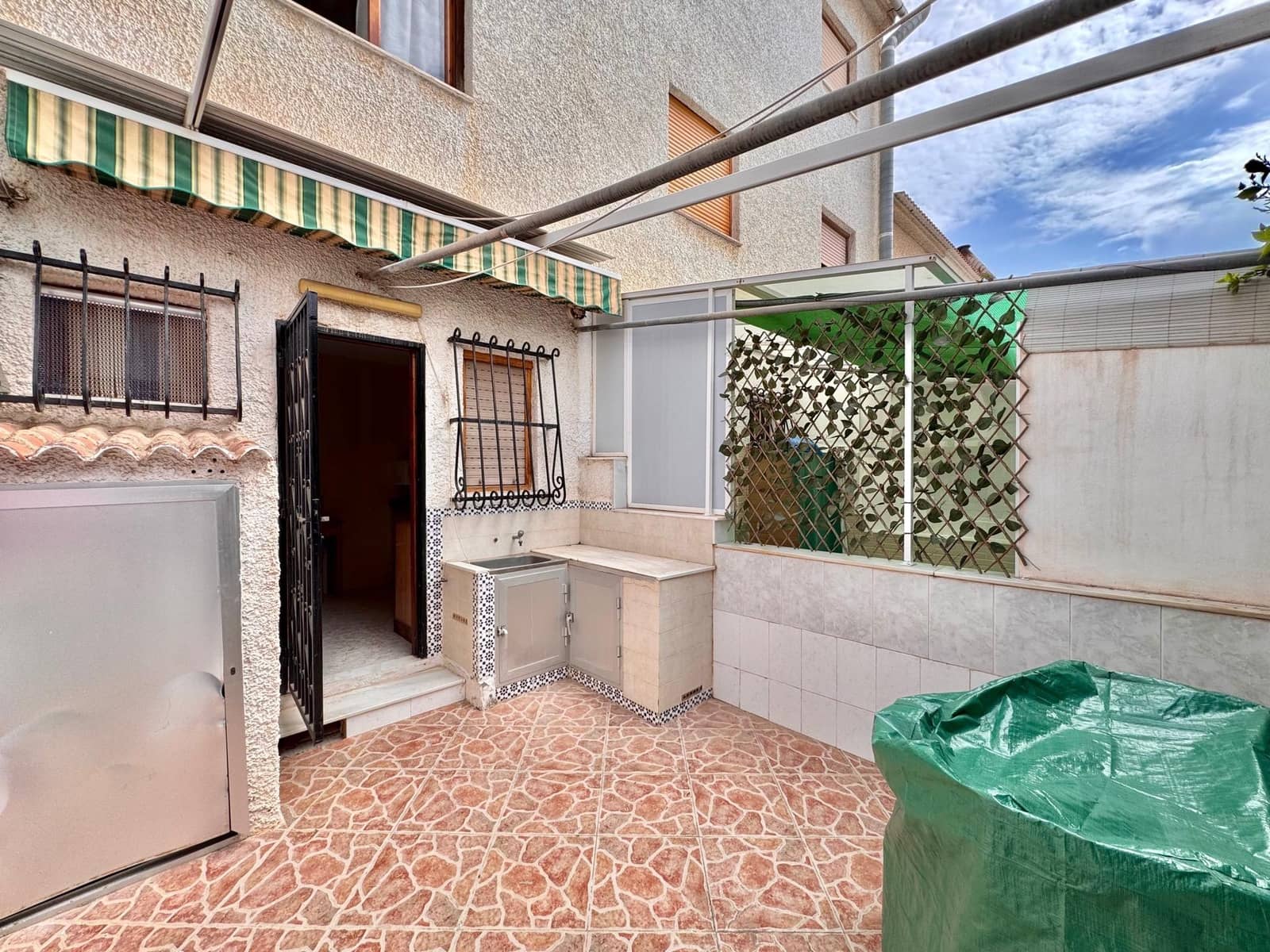 4 soveværelse Bungalow til salg i Santa Pola - € 219.500 (Ref: 9185660)