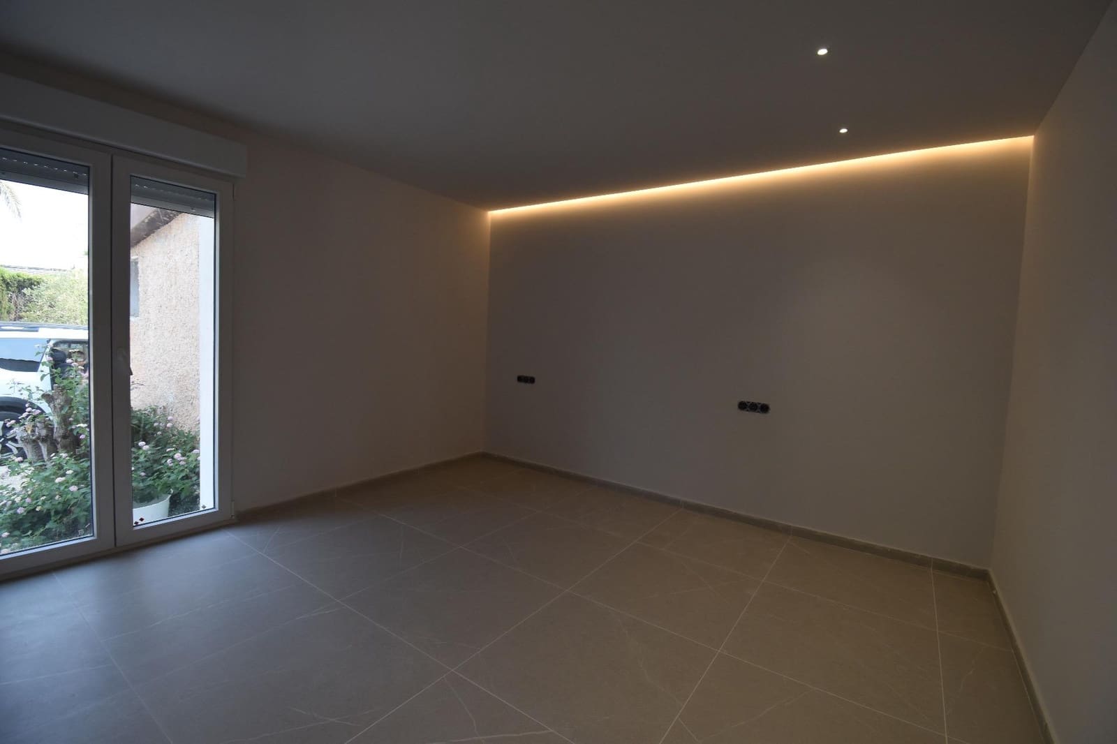 4 soveværelse Villa til salg i Valverde med garage - € 570.000 (Ref: 9220197)