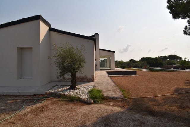 4 soveværelse Villa til salg i Valverde, Elche / Elx med garage - € 570.000 (Ref: 9220197)