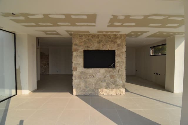 4 soveværelse Villa til salg i Valverde, Elche / Elx med garage - € 570.000 (Ref: 9220197)