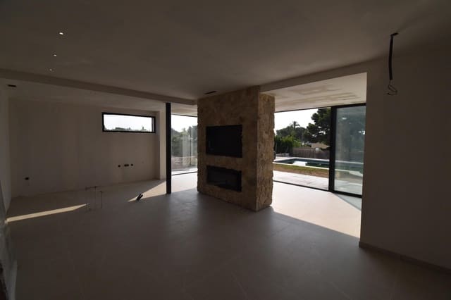 4 soveværelse Villa til salg i Valverde, Elche / Elx med garage - € 570.000 (Ref: 9220197)