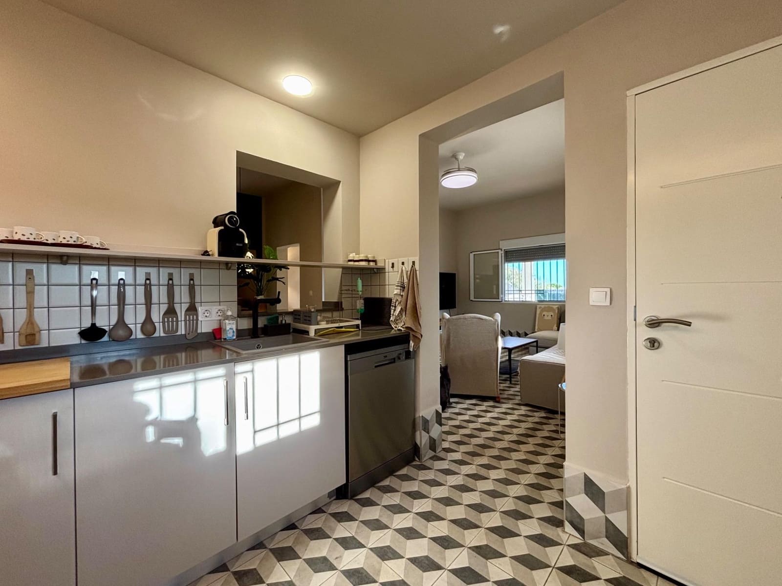 3 soveværelse Villa til salg i Matola med swimmingpool garage - € 399.000 (Ref: 9240297)