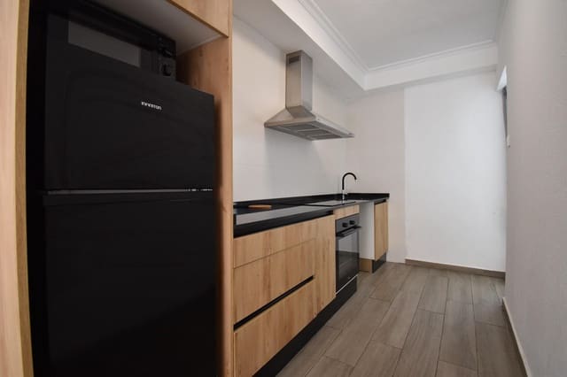 Piso de 3 habitaciones en Playa Levante, Santa Pola en venta - 155.000 € (Ref: 9247155)