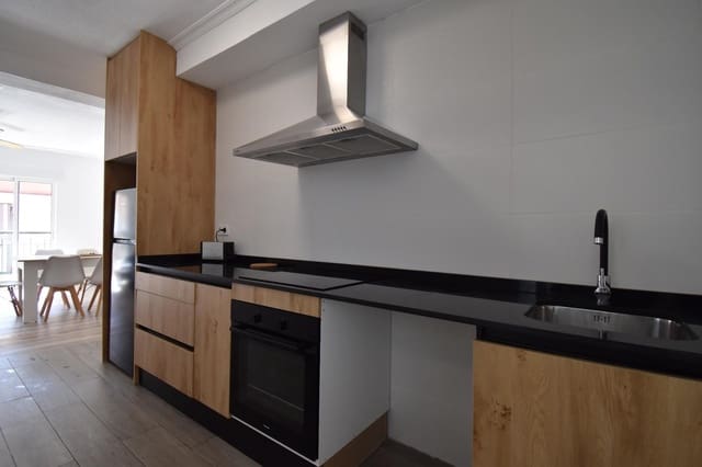 Piso de 3 habitaciones en Playa Levante, Santa Pola en venta - 155.000 € (Ref: 9247155)