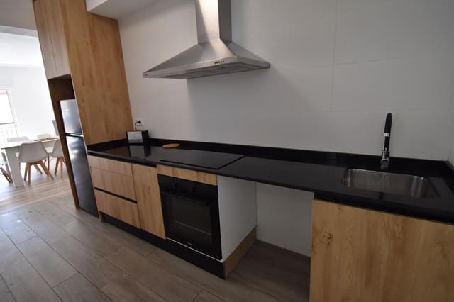 Piso de 3 habitaciones en Playa Levante, Santa Pola en venta - 155.000 € (Ref: 9247155)