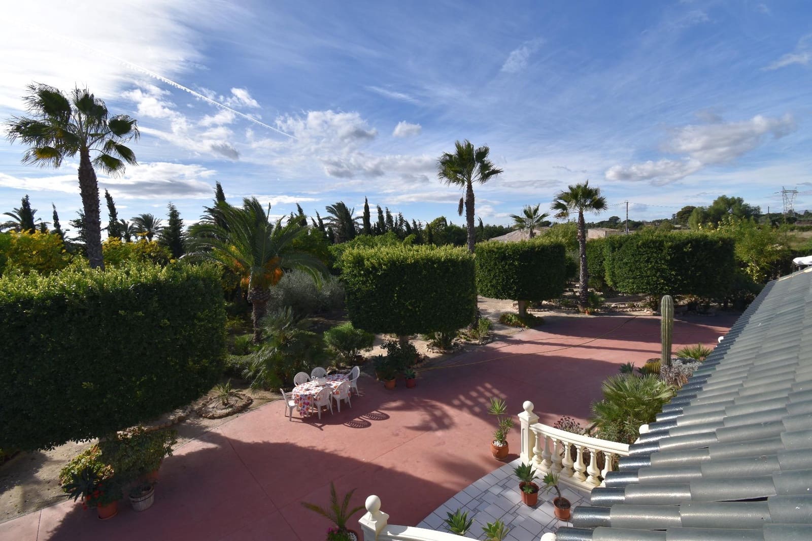 6 soveværelse Villa til salg i Perleta med garage - € 575.000 (Ref: 9269989)