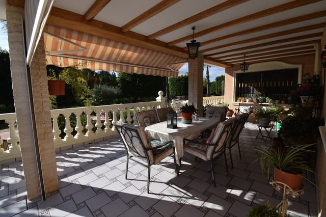 6 soveværelse Villa til salg i Perleta, Elche / Elx med garage - € 575.000 (Ref: 9269989)