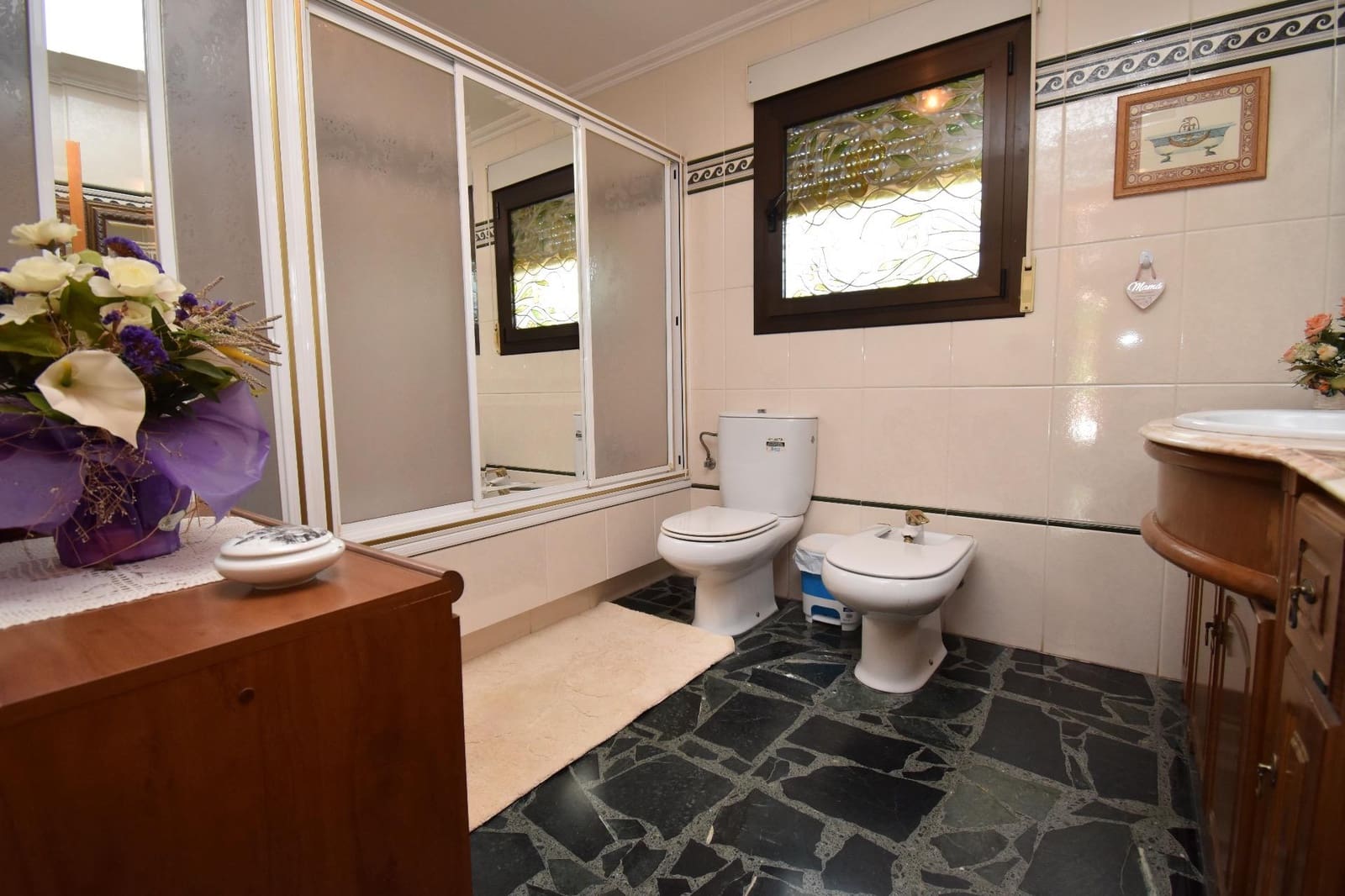 6 soveværelse Villa til salg i Perleta med garage - € 575.000 (Ref: 9269989)