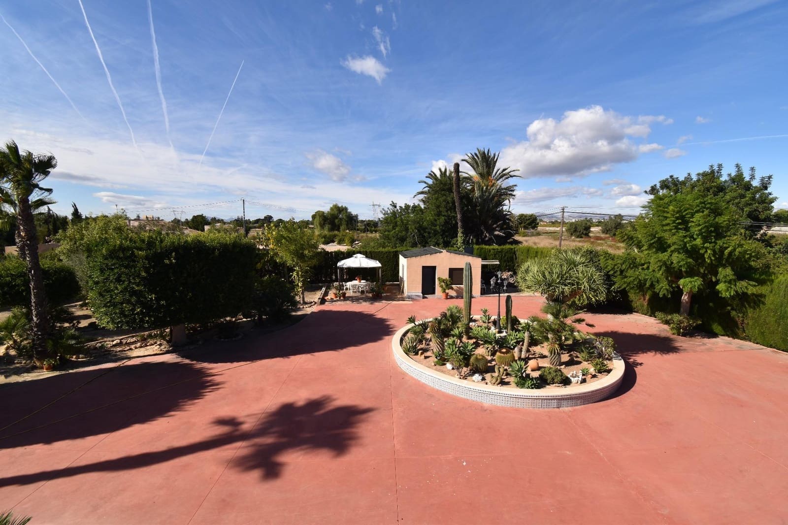 6 soveværelse Villa til salg i Perleta med garage - € 575.000 (Ref: 9269989)