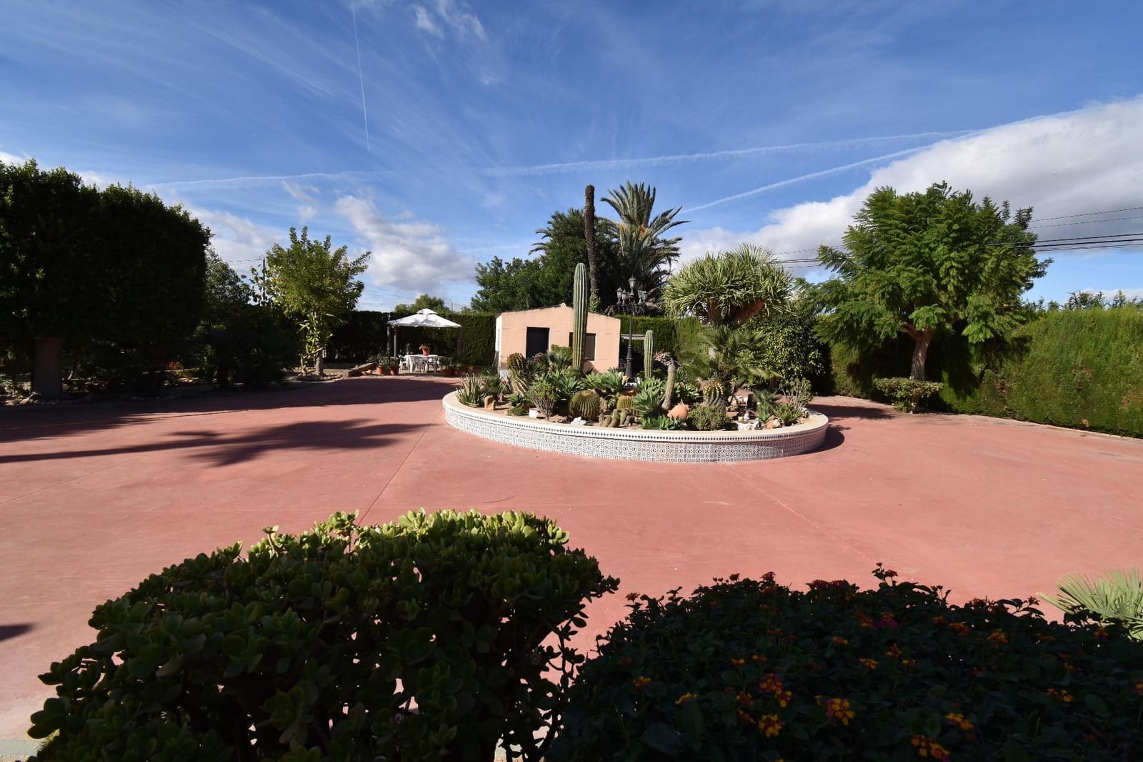 6 soveværelse Villa til salg i Perleta med garage - € 575.000 (Ref: 9269989)