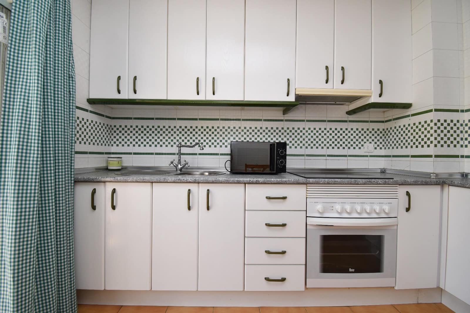 3 quarto Apartamento para venda em Santa Pola com piscina - 230 000 € (Ref: 9276547)