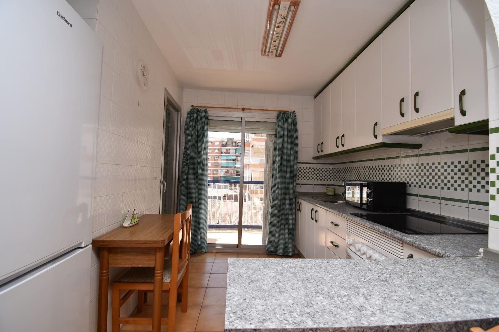 3 quarto Apartamento para venda em Santa Pola com piscina - 230 000 € (Ref: 9276547)