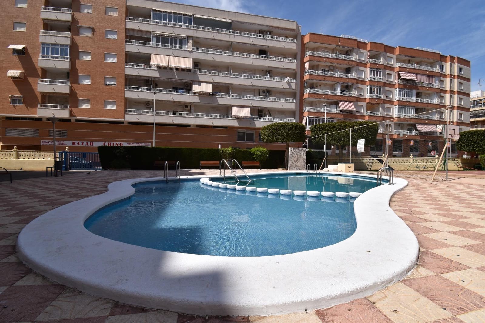 3 quarto Apartamento para venda em Santa Pola com piscina - 230 000 € (Ref: 9276547)