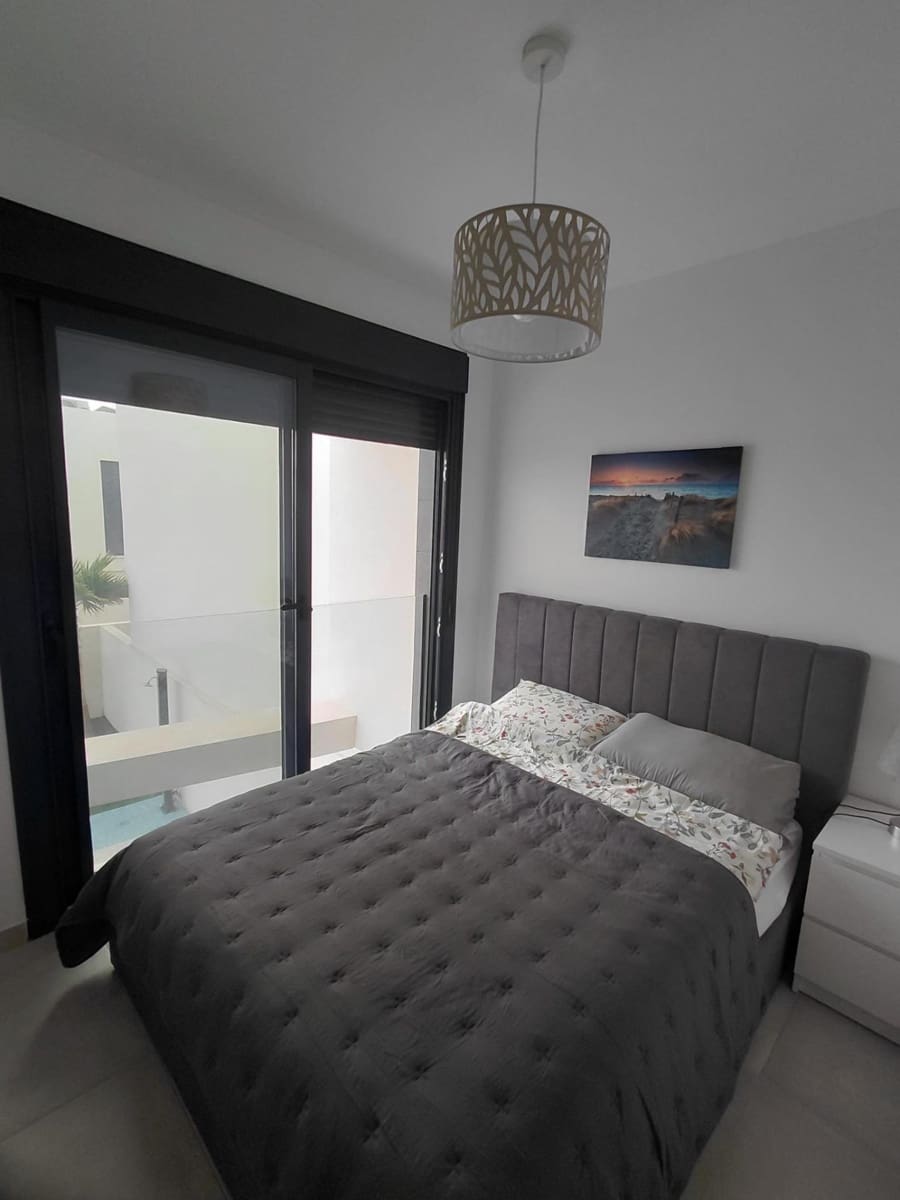 3 soveværelse Villa til salg i Gran Alacant med garage - € 550.000 (Ref: 9294477)