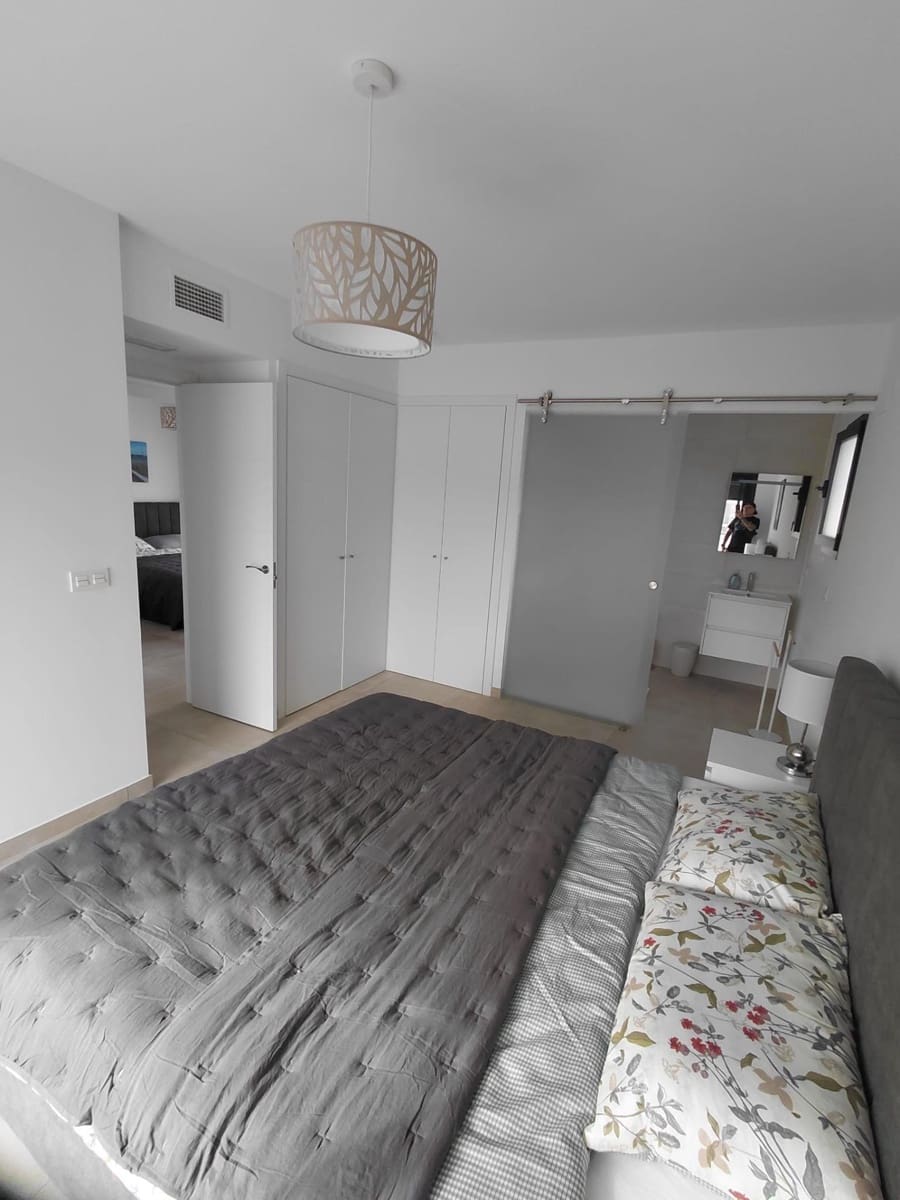 3 soveværelse Villa til salg i Gran Alacant med garage - € 550.000 (Ref: 9294477)