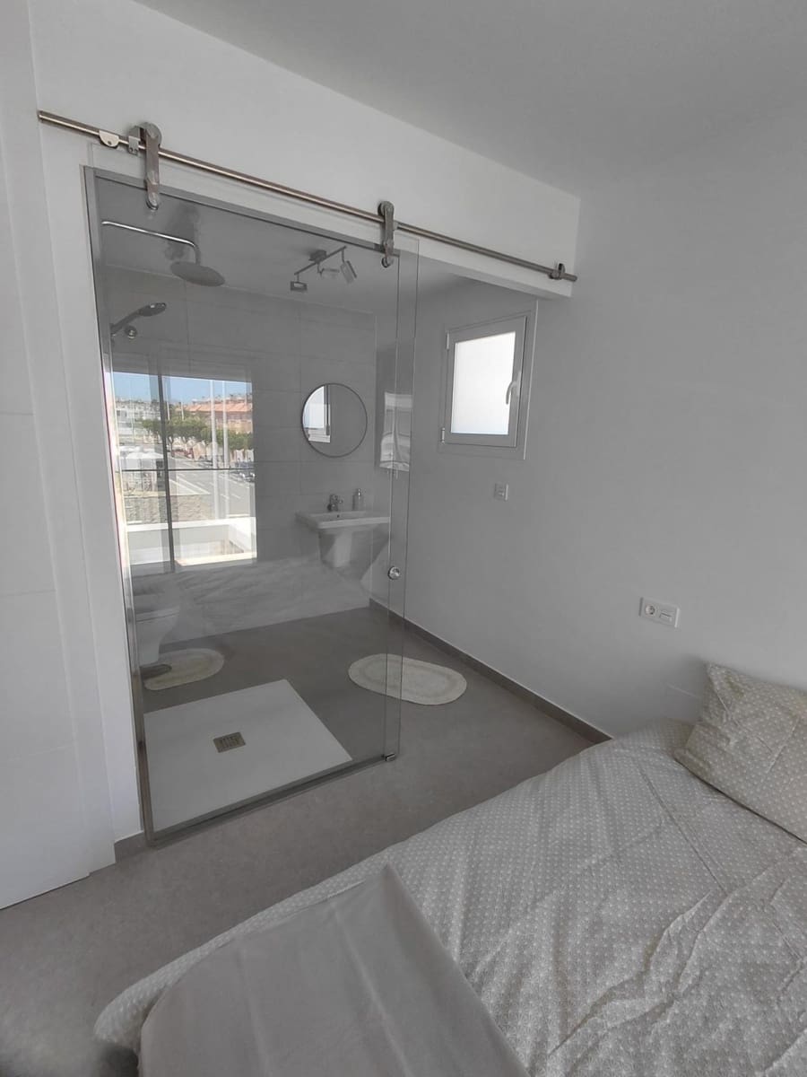 3 soverom Villa til salgs i Gran Alacant med garasje - € 470 000 (Ref: 9294479)