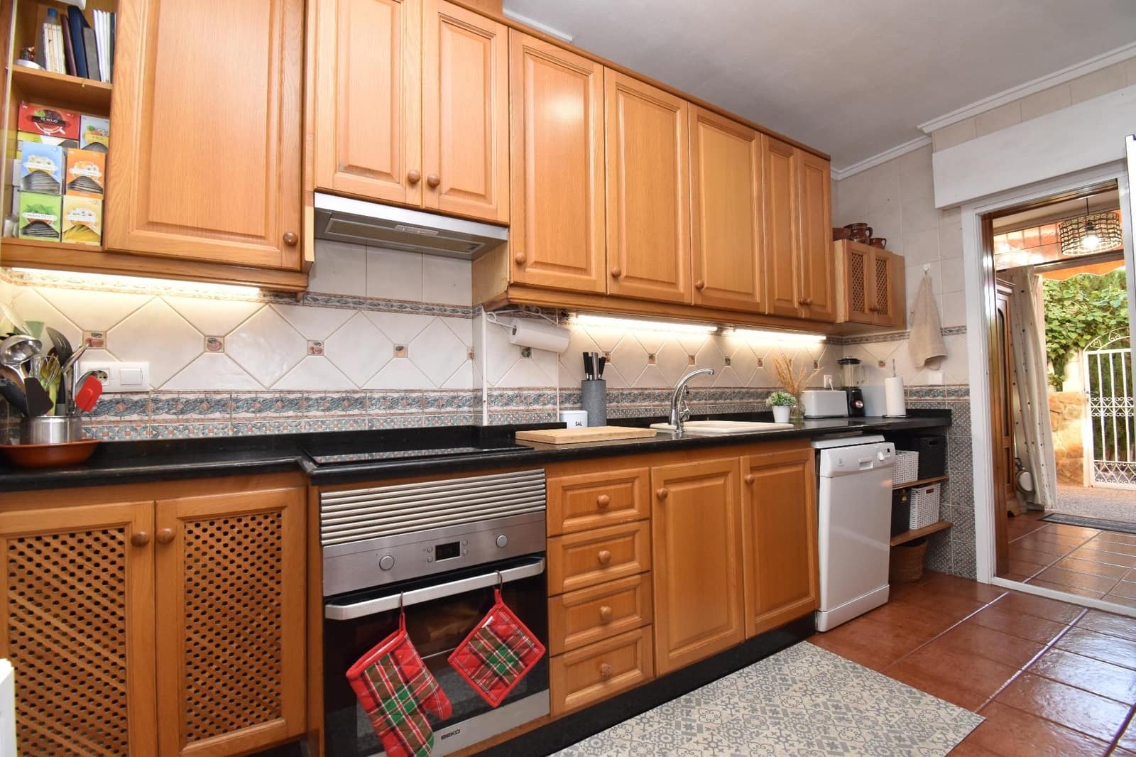 3 soverom Bungalow til salgs i Santa Pola med svømmebasseng garasje - € 297 000 (Ref: 9326662)