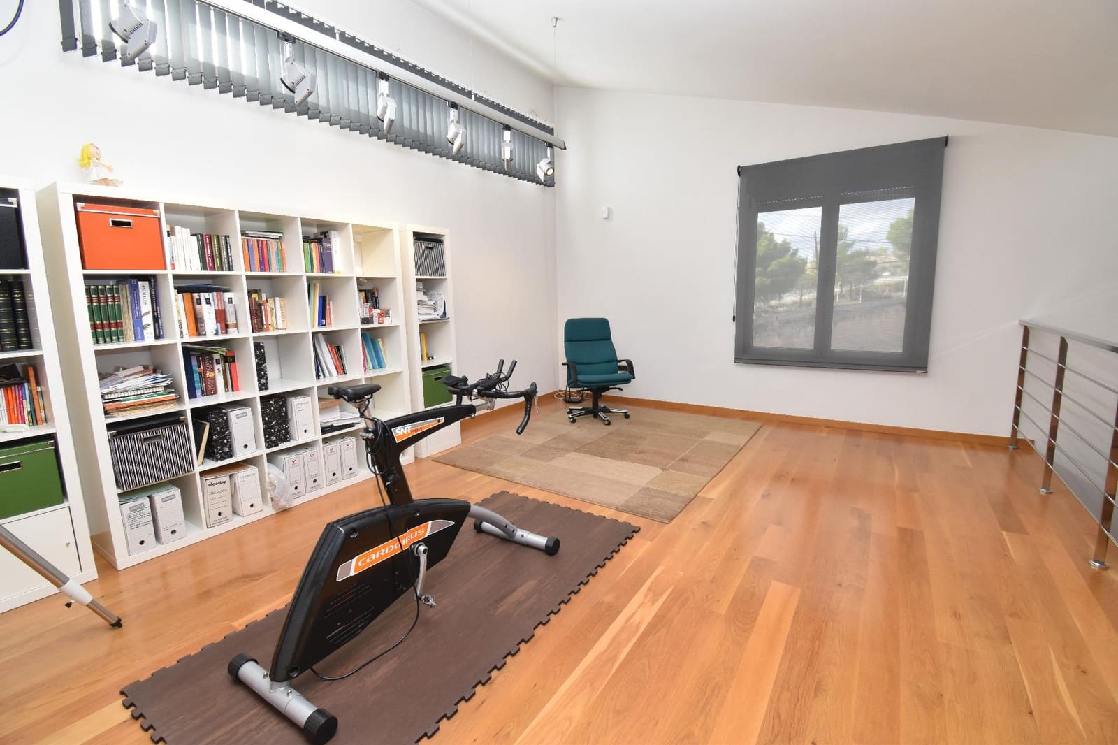 4 sypialnia Willa na sprzedaż w Elche / Elx z basenem garażem - 840 000 € (Ref: 9379309)