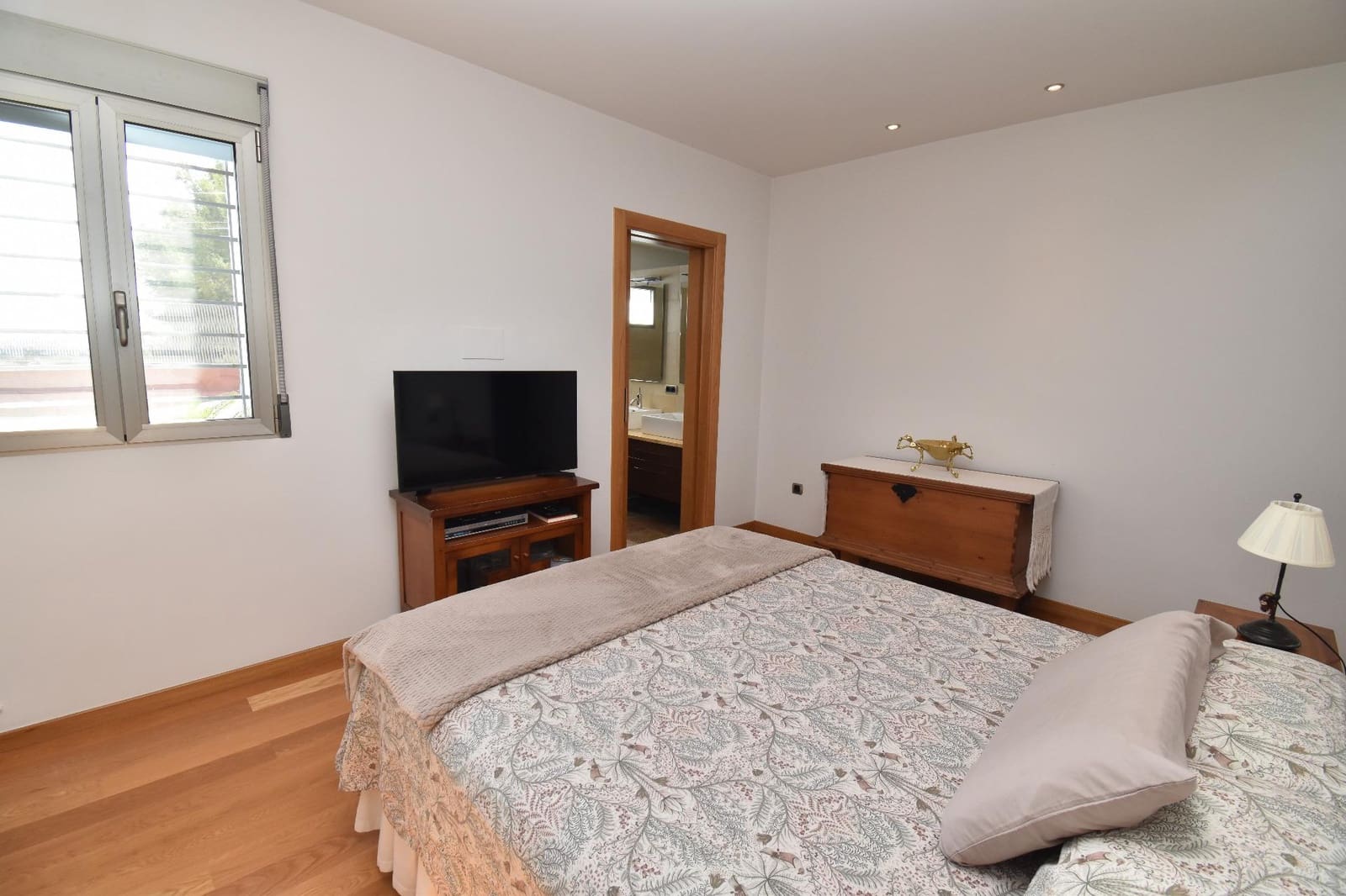 4 sypialnia Willa na sprzedaż w Elche / Elx z basenem garażem - 840 000 € (Ref: 9379309)