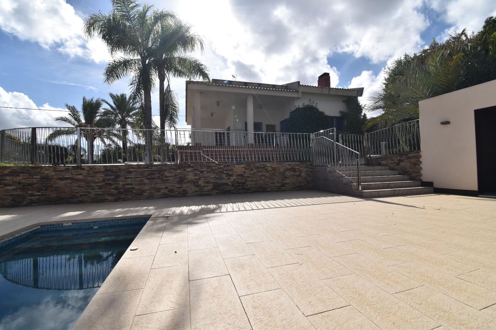 4 bedroom Villa for sale in Elche / Elx with pool garage - € 840,000 (Ref: 9379309)