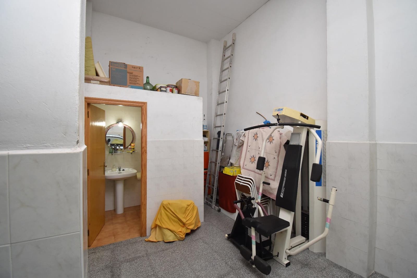 Erhverv til salg i Santa Pola - € 86.000 (Ref: 9382753)