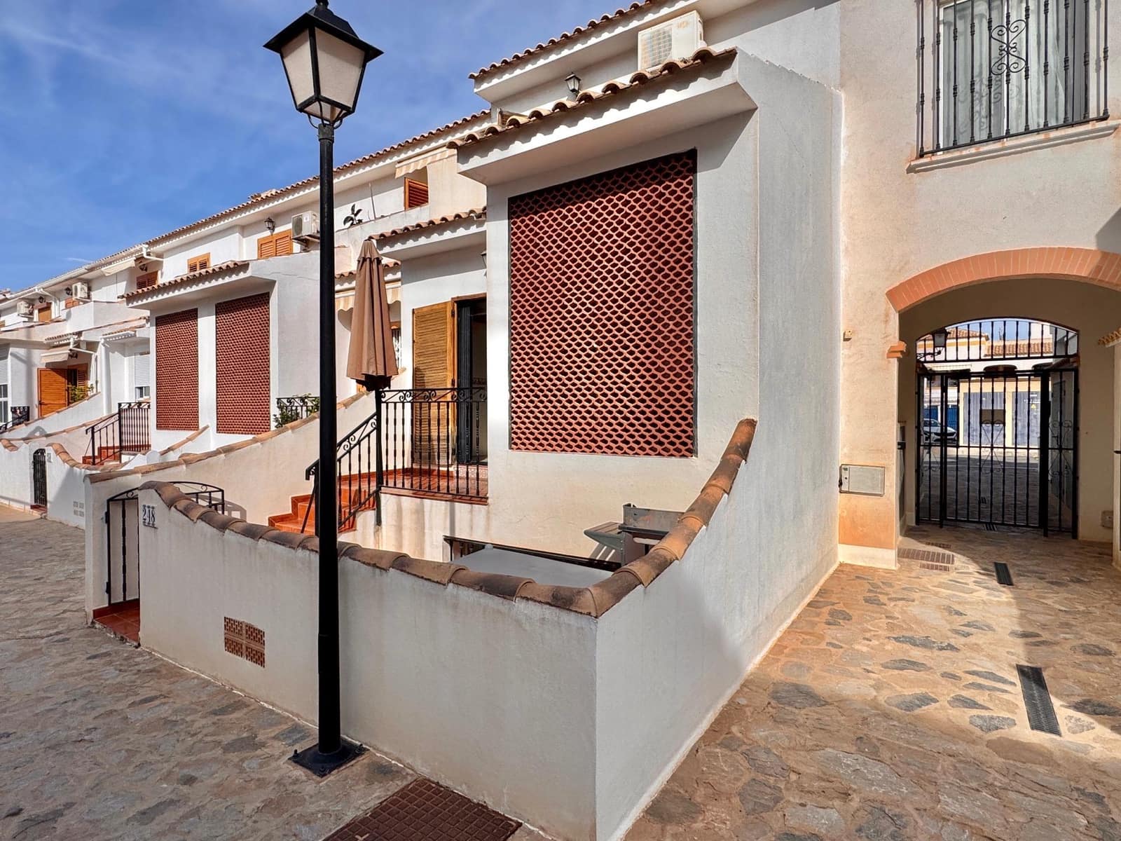3 bedroom Terraced Villa for sale in Gran Alacant with pool garage - € 307,900 (Ref: 9382754)
