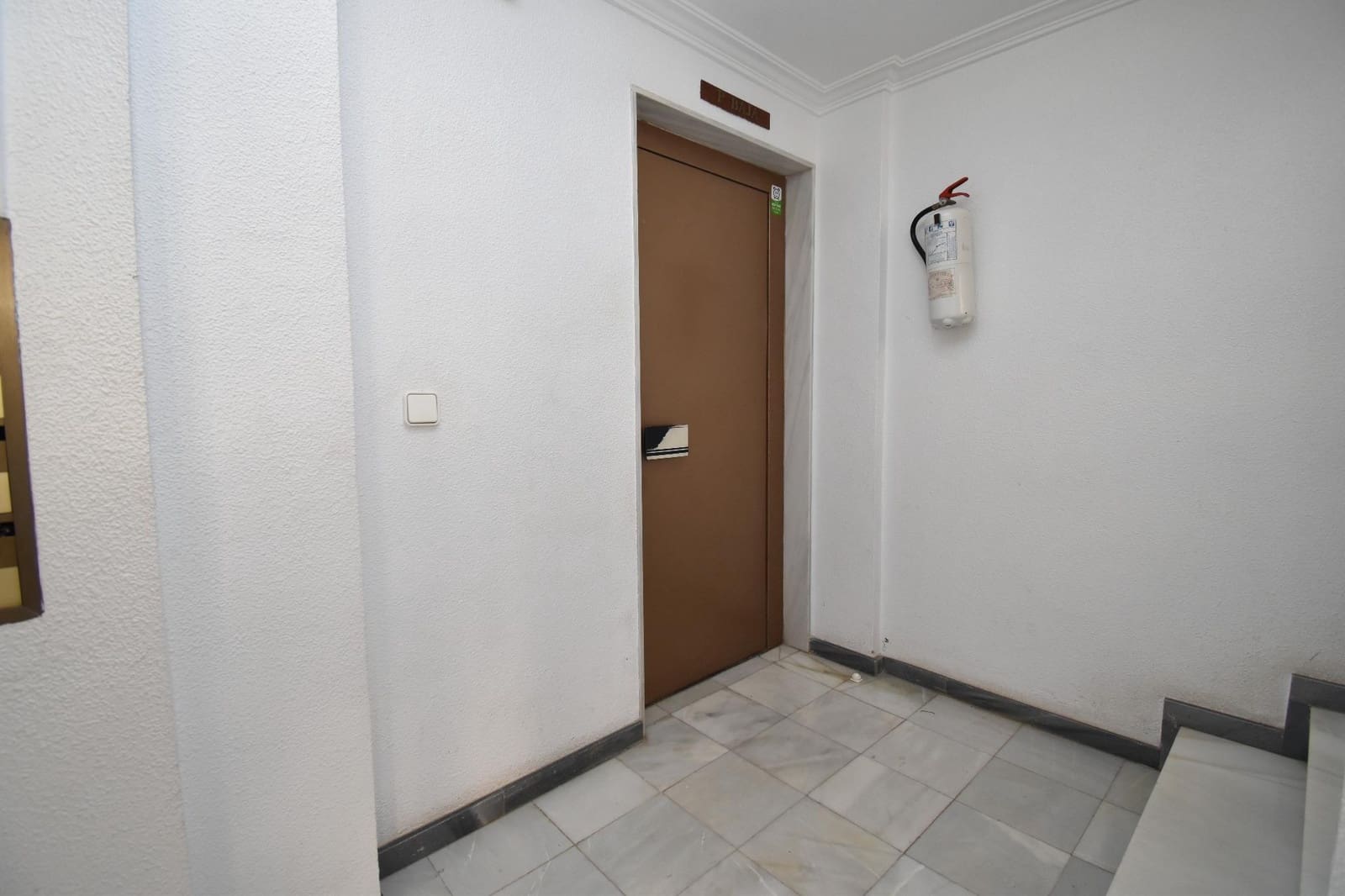 2 bedroom Flat for sale in Santa Pola - € 249,000 (Ref: 9386219)