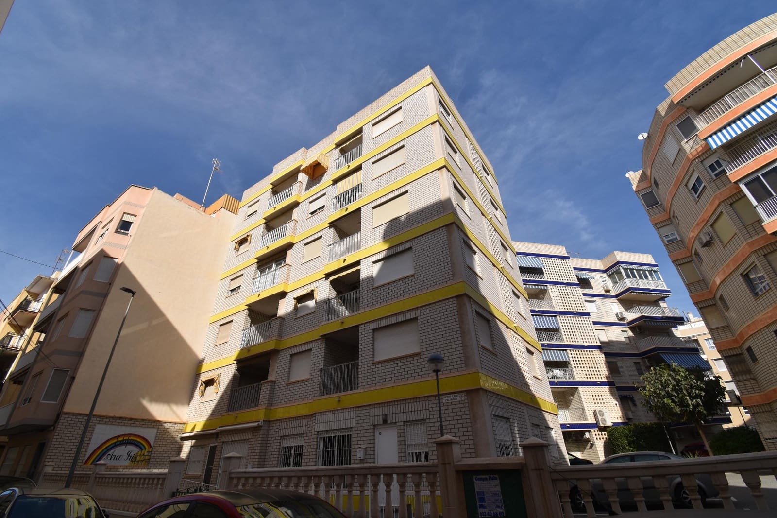 2 bedroom Flat for sale in Santa Pola - € 249,000 (Ref: 9386219)